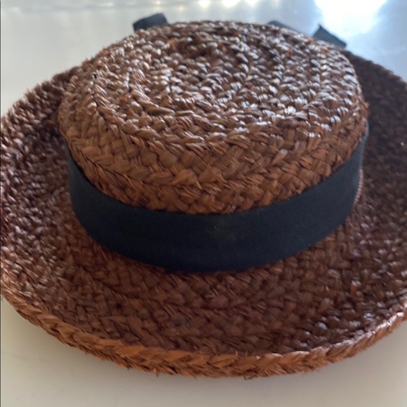 Kaminski Australia Chocolate Brown Handmade 100% Raffia Straw Hat .